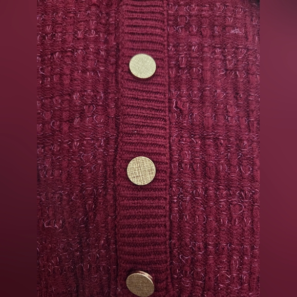 Elegant Burgundy Knit Dress - Picture 3 of 5